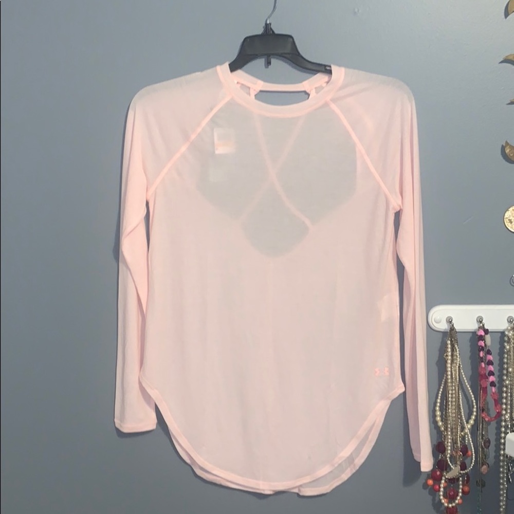 Under armor long sleeve shirt